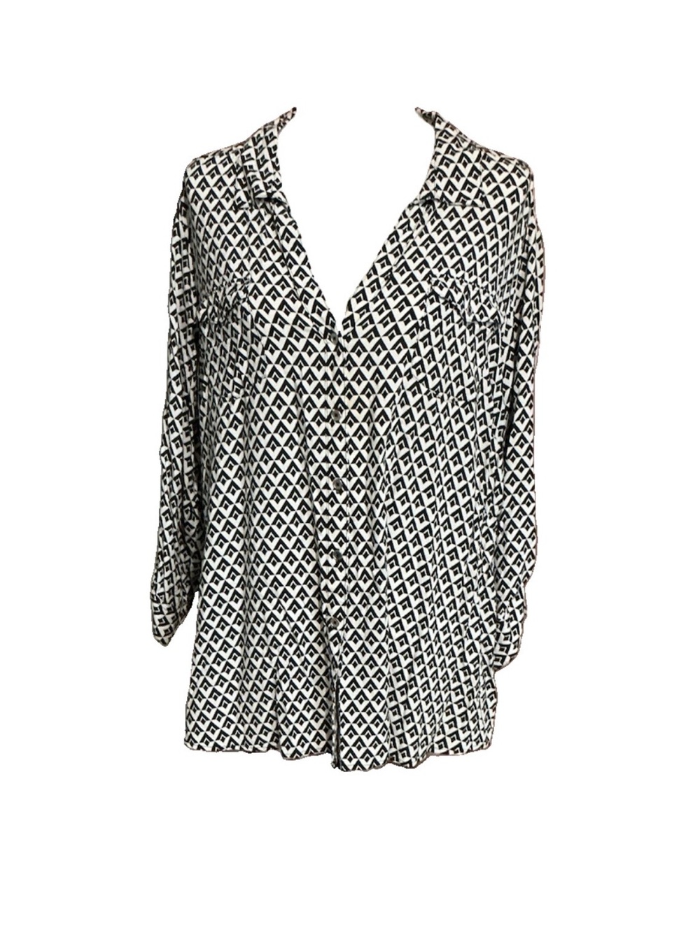 Cato blouse plus size 22w/24w black and white geometrical design rayon